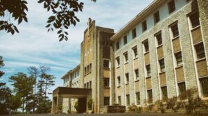 Read more about the article Architectural List