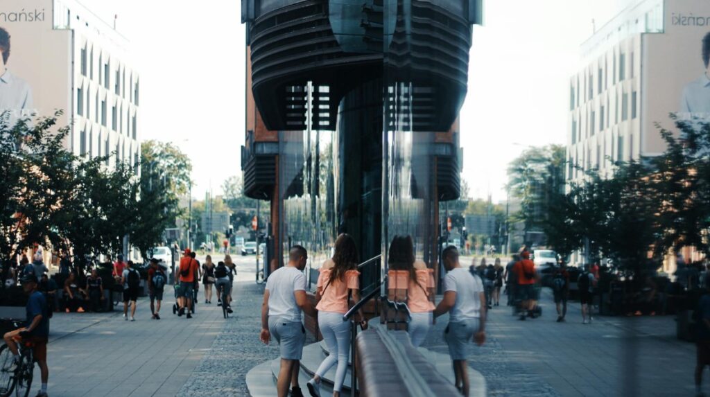 The Social Function of Public Architecture